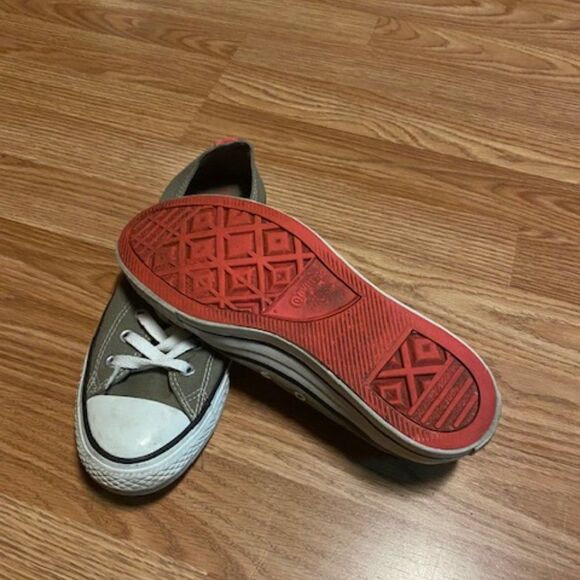 All Star Converse Gray, Pink, size 10 - Picture 4 of 4